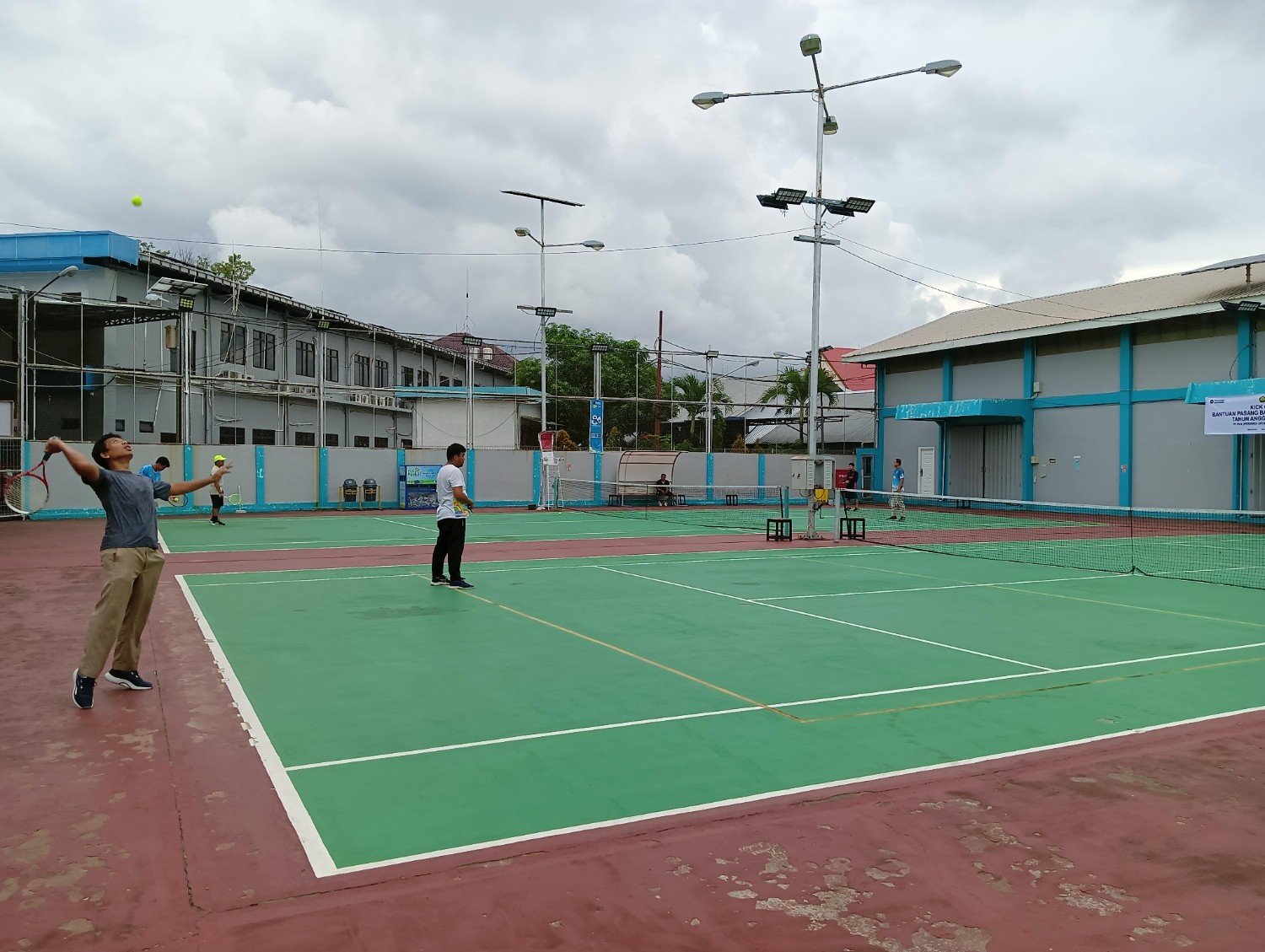 Lapangan Tennis Berkualitas