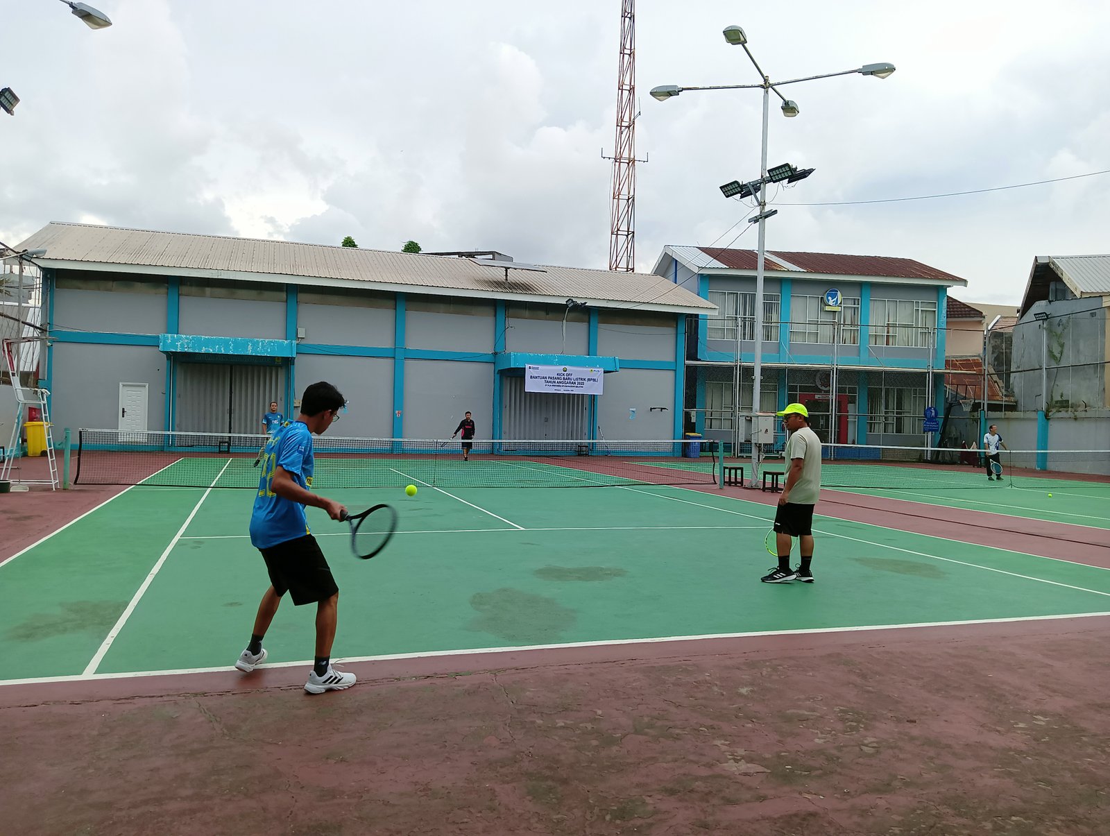 Lapangan 1 — Foto 1